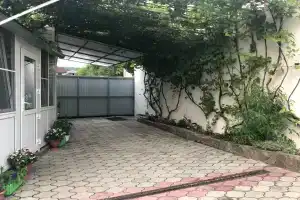 Гостиница «Бондарь Плаза», Джубга
