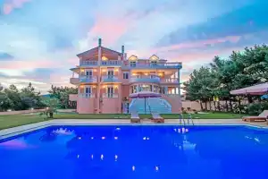 Casa Di Voz, Закинф