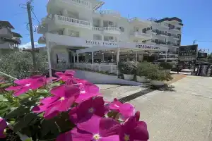 Centrum Hotel, Ксамил