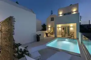 Santo Bloom Luxury Villas, Мессария