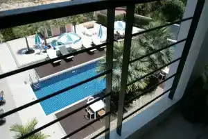 Rojjana Residence, Камала