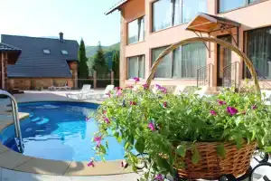 Гостиница «Мелодия гор», Эсто-Садок