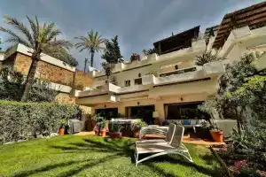 Luxury Apartment On The Golden Mile, Марбелья