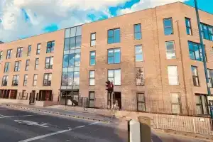 Sabooking Salford, Манчестер