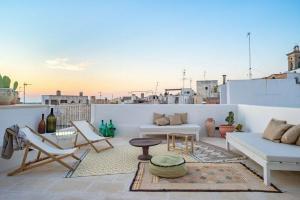 2239 Salento Sunset, Матино