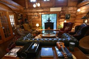 Pension Prussian Blue - Campsite, Остров Мияко