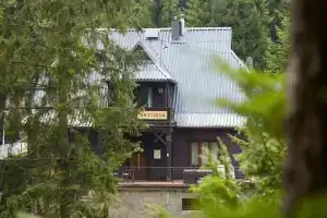 Willa Astoria, Крыница