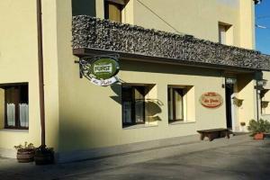 Albergo Ristorante La Perla, Имола