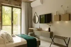 Asterina Hotel, Тургутреис