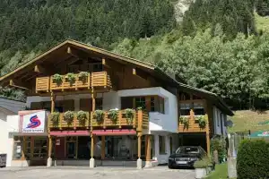 AlpinAppartements Stöckl, Гашурн