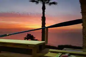 The sunset suit, Нетания