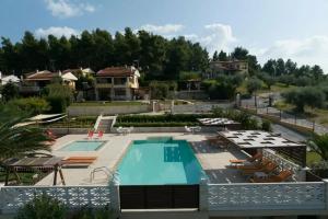 Aracelia Villas with private pools, Сивири