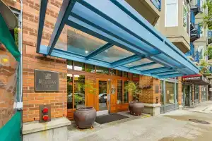 The Corner Nest at Belltown, Сиэтл