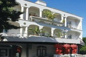 M Glamour Hotel, Габичче-Маре