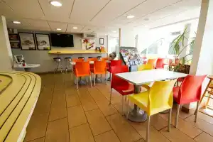 Première Classe Tours Sud - Chambray-lès-Tours, Тур