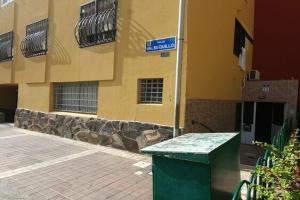 Low Cost Room Las Llaves 3, Плайя дель Инглес