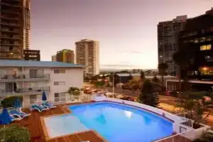 Raffles Royale, Голд-Кост