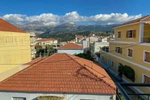 Lithostroto Suites, Аргостолион