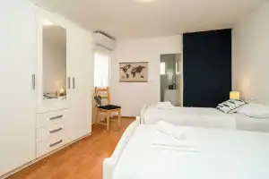 Apartment Laura - Lapad, Дубровник
