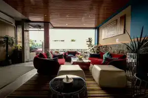 Umet Seaview Hotel, Мале