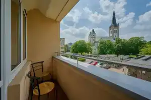 Bright & Stylish Gajowicka by Renters, Вроцлав