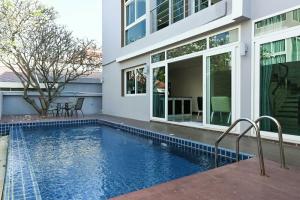 Golden Sea Pool Villa Hua Hin, Хуахин