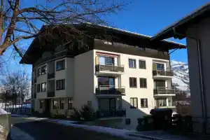 Apartment Six T Nine Balcony Near ski Lift, Целль-ам-Зе