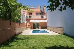 Casa Palafrugell, Палафружель