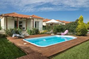 Sun, Sand & Seclusion - Artemis with Private Pool, Финикунда