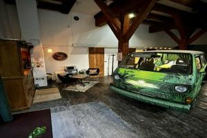 Urban Van Glamping Riga, Рига