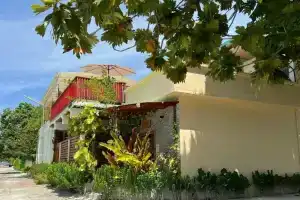 Отель «Aasna Inn», Тулусду