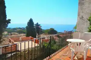 107084 - House in Lloret de Mar, Льорет де Мар