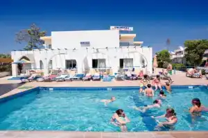 Salmary Hotel Apartments, Айя-Напа