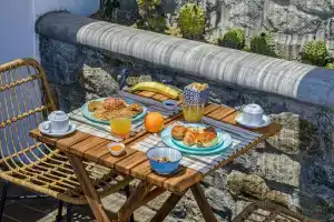 Maregold Mykonos, Элия
