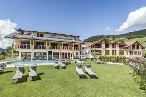 Sonus Alpis - Adults Only, Зайс