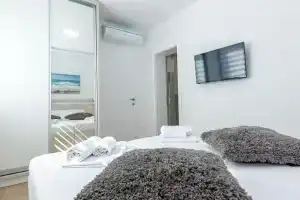Apartments & Rooms Villa Casia, Новаля