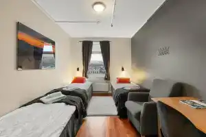 Enter Backpack Hotel, Тромсё
