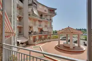 Cozy Studio 50 Meters From The Sea!, Джиардини-Наксос