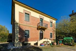 Palazzina Carracci - Appartamento Tarantino, Болонья