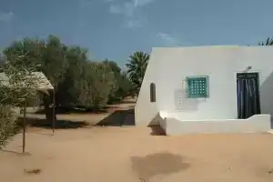 Maison Entre Mer Et Compagne Djerba, Мидоун