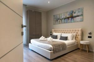 Гостевой Дом «Xxiv Domus Luxury Suites», Рим