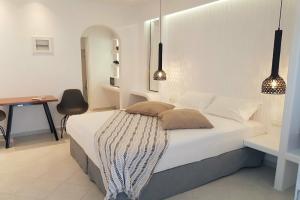 Exclusive Studios Naxos Town, Наксос