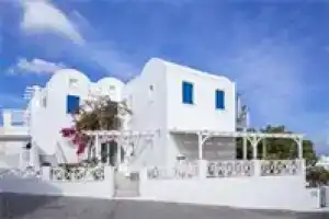 Loizos Stylish Residences, Фира