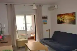 106647 - Apartment in Zahara, Саара-де-лос-Атунес