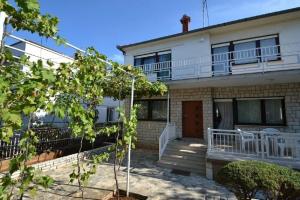 Ruža - Comfortable 2 Bedrooms Apartment - A1, Козино