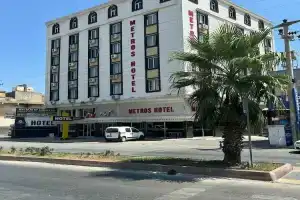 Metros Hotel, Мерсин