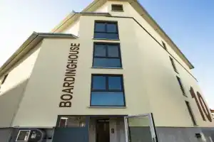 Boardinghouse-Landau, Ландау-в-Фальце