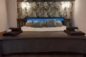 Calle de Esteban Terradas 3 bajo, Мадрид