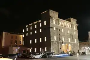 B&b Rossierossi, Терни