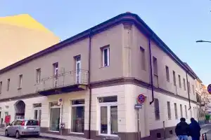 Hh Hermoso Housing Asti, Асти